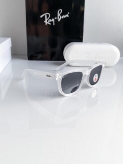 Branded Rb White Black Sunglasses Bt (With Original Kit)